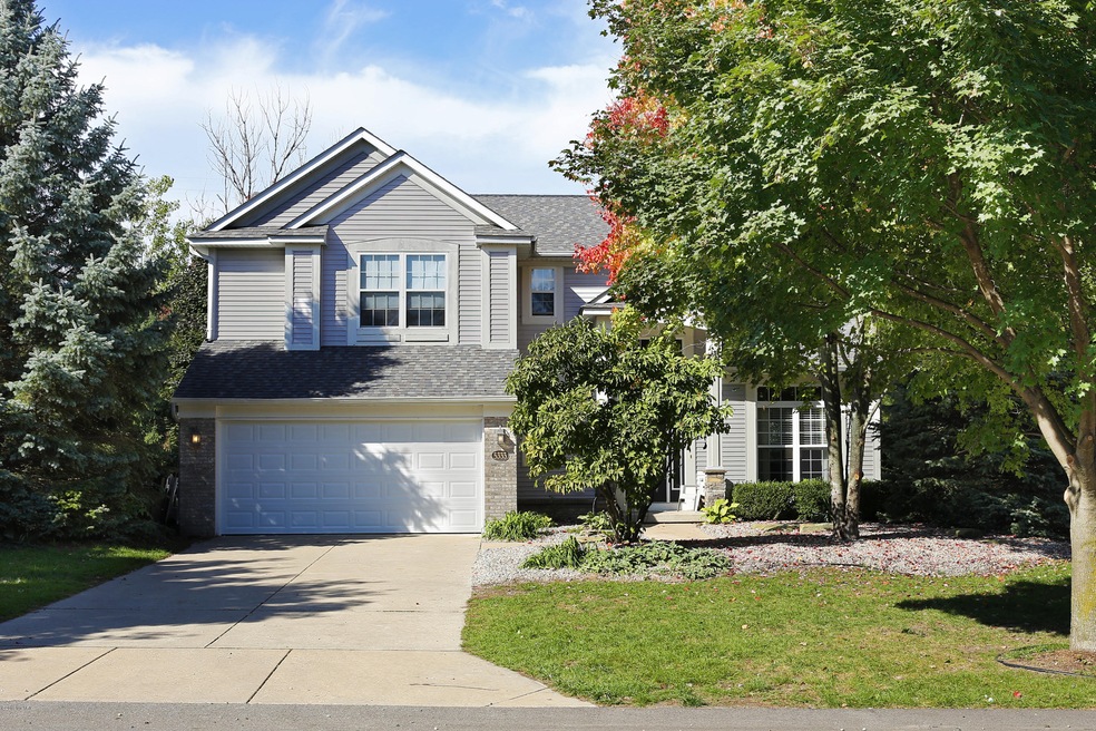 Maple Hill 5333 Front photo