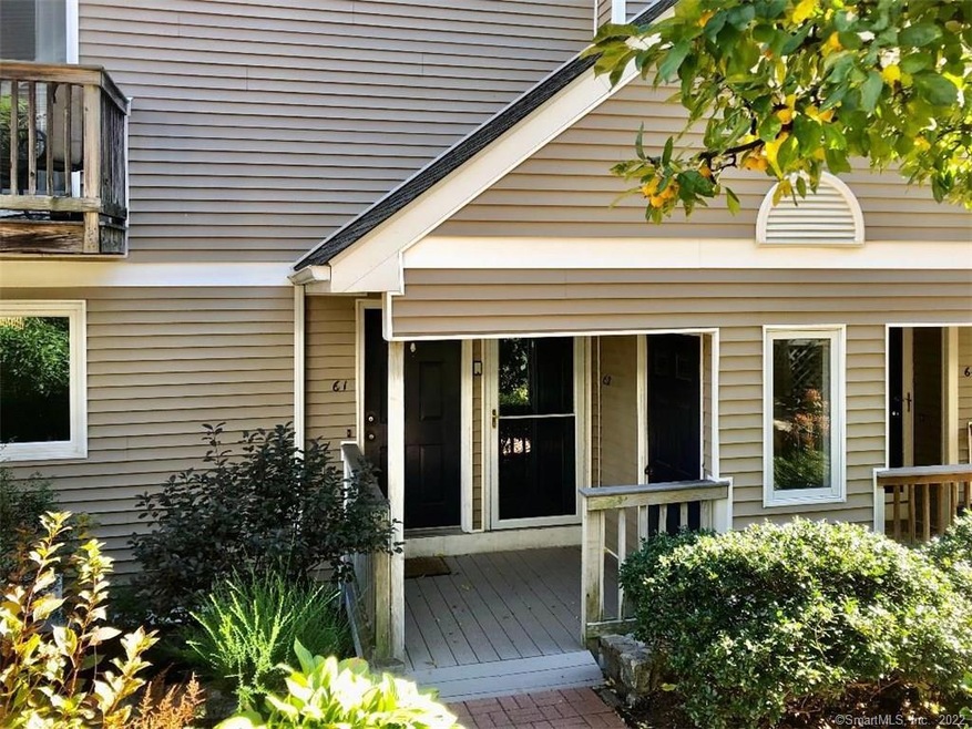 61 Glenrock unit 61, Norwalk, CT 06850 - photo 1