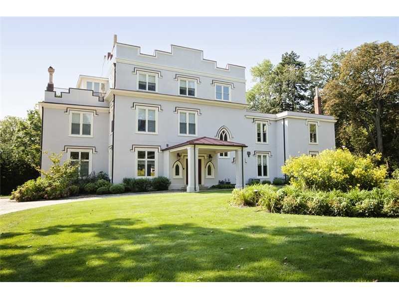 97 Old Beach Rd unit D, Newport, RI 02840 - photo 1