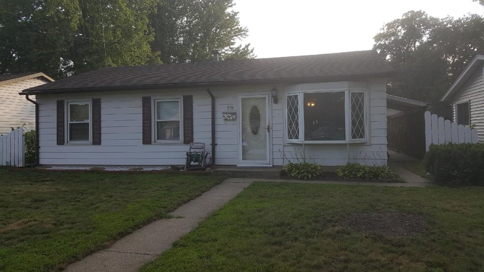 226 N Wright St, Griffith, IN 46319 - photo 1