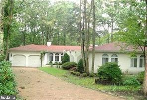 6 Heatherwood Ct, Medford, NJ 08055 - photo 1