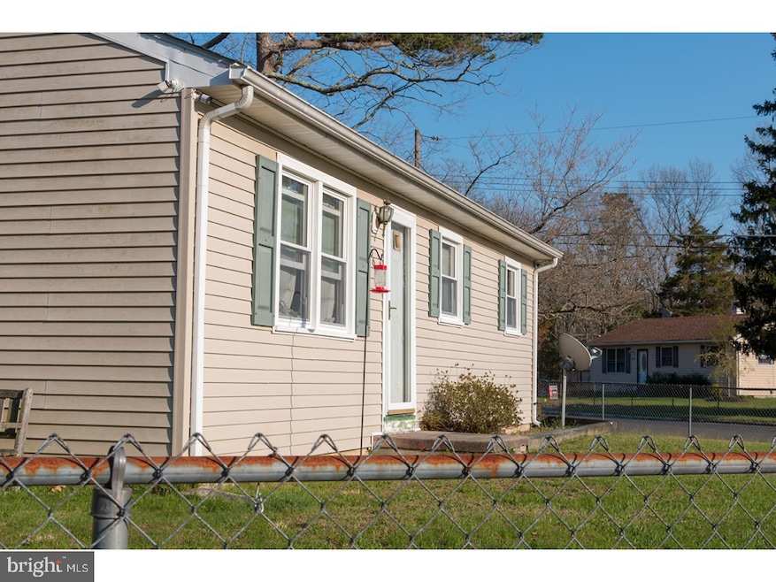 560 Cabot Dr, Browns Mills, NJ 08015 - photo 1