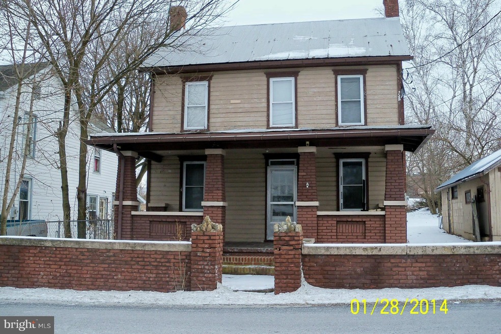 3924 Lincoln St, Chambersburg, PA 17202 - photo 1