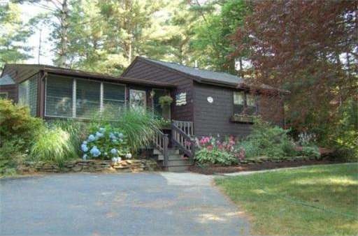 2 Center St, Carver, MA 02330 - photo 1