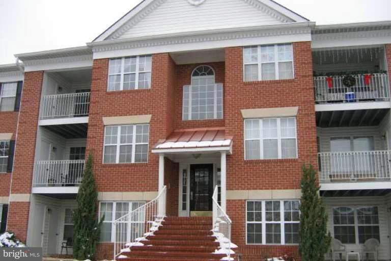 2408 Forest Edge Ct, Odenton, MD 21113 - photo 1