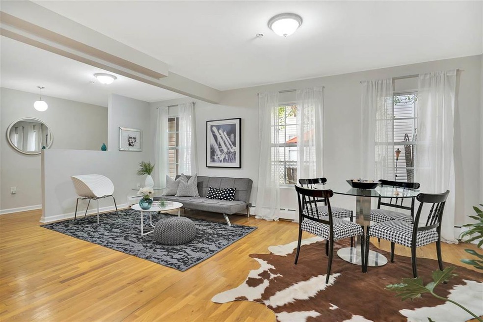 134 Morris St unit 1B, Jersey City, NJ 07302 - photo 1