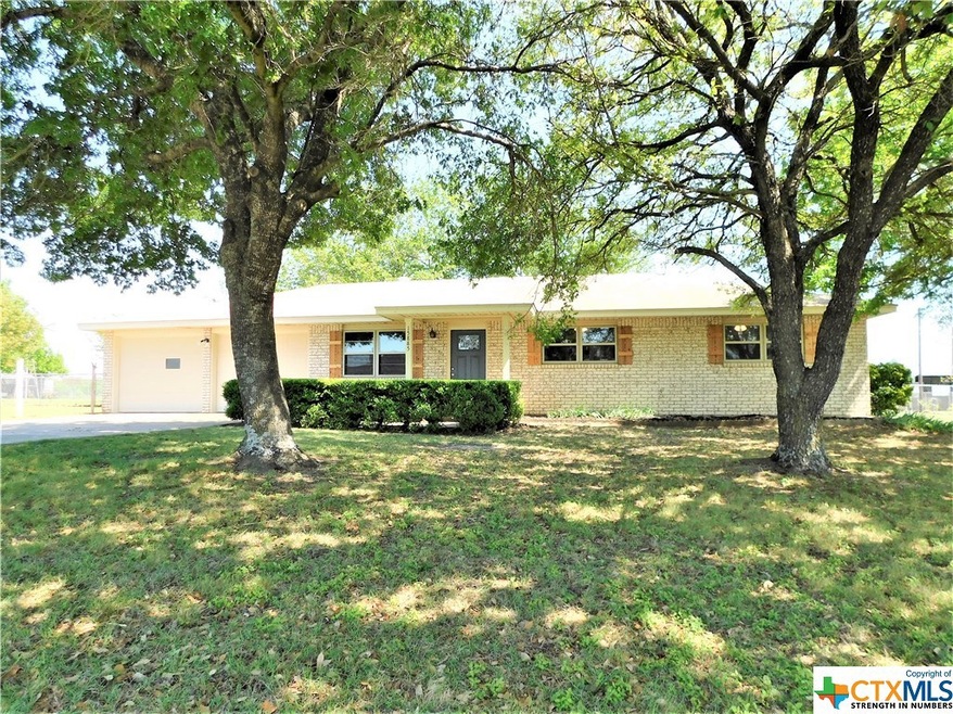 15885 Kari Ln, Troy, TX 76579 - photo 1