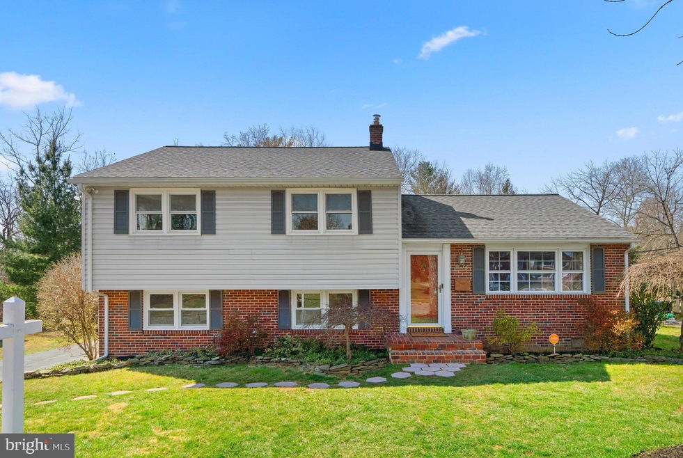 1623 Jeffers Rd, Towson, MD 21204 - photo 1