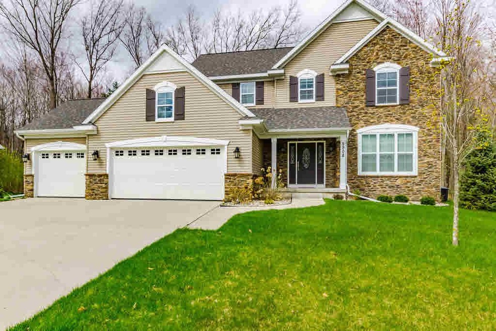 5908 Plumtree Ln, Midland, MI 48642 - photo 1