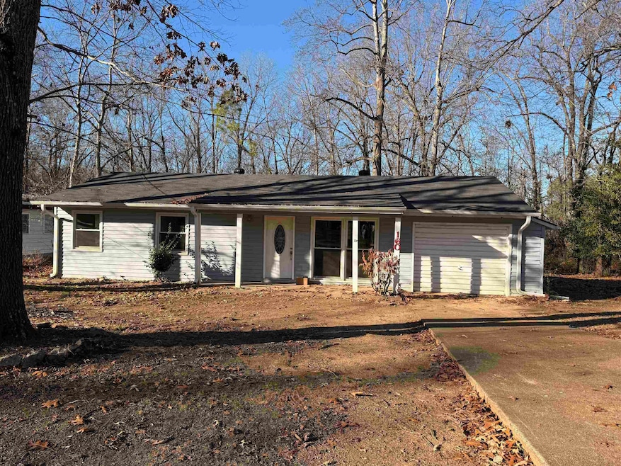 160 Hiawatha Dr, Cherokee Village, AR 72529 - photo 1