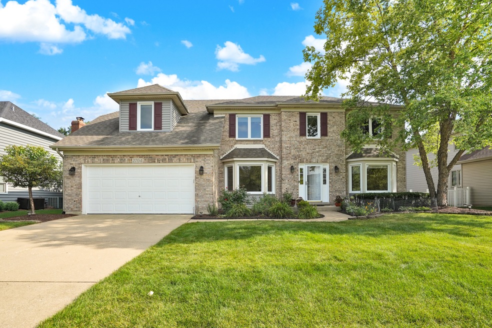 2704 Fairhauser Rd, Naperville, IL 60564 - photo 1