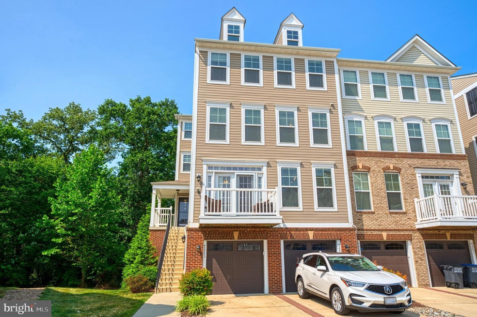 42203 Canary Grass Square, Stone Ridge, VA 20105 - photo 1