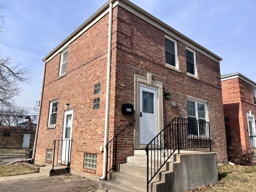 824 Suffolk Ave, Westchester, IL 60154 - photo 1