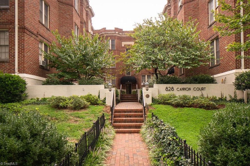 828 N Elm St unit B6, Greensboro, NC 27401 - photo 1