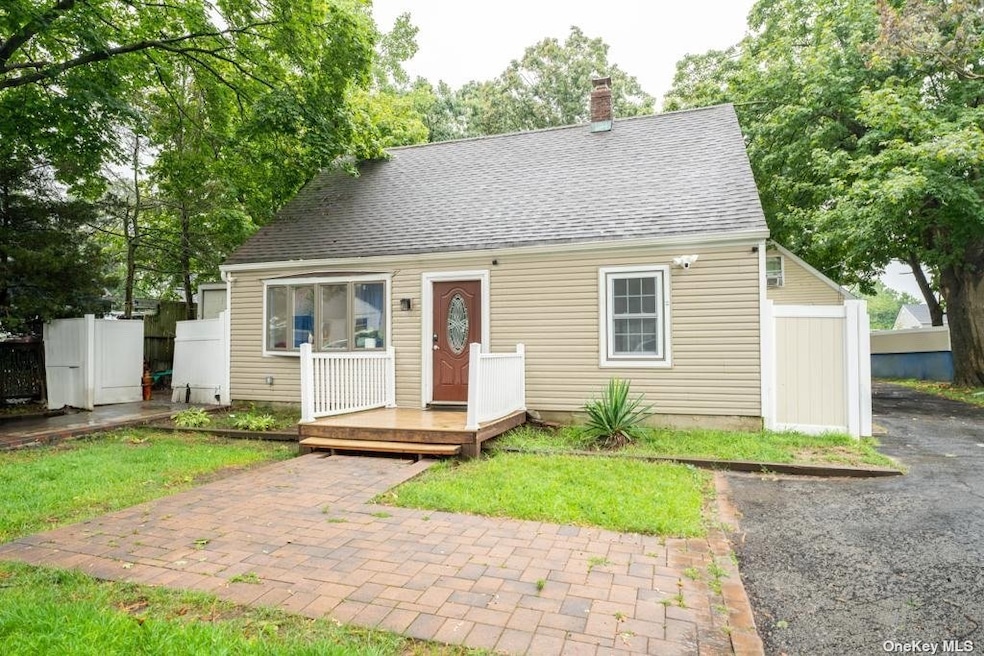 Sold $500,000 • Co-Listing Agent