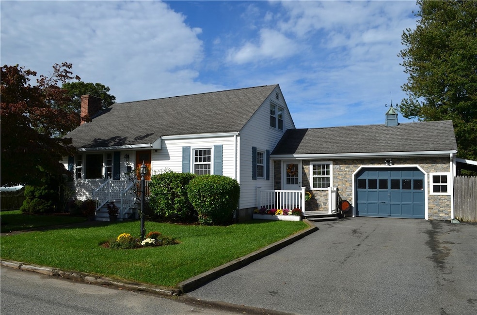 12 Sachem Rd, Riverside, RI 02915 - photo 1