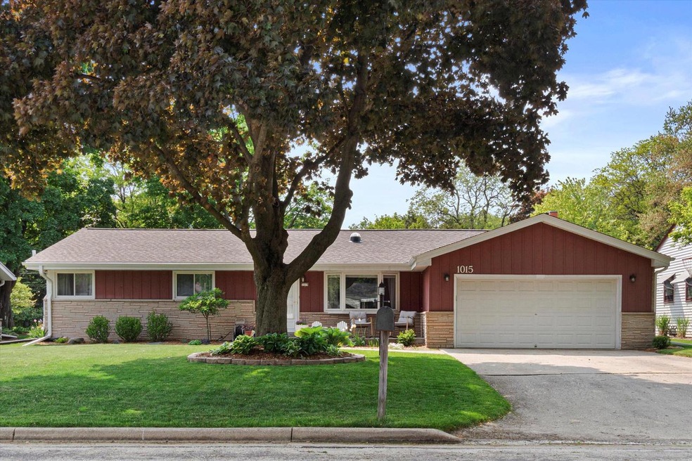 1015 N 121st St, Milwaukee, WI 53226 - photo 1