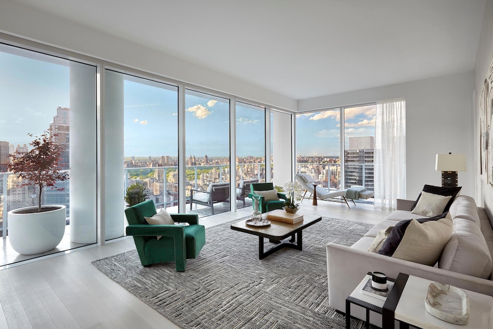 For Sale $5,725,000 • Co-Listing Agent