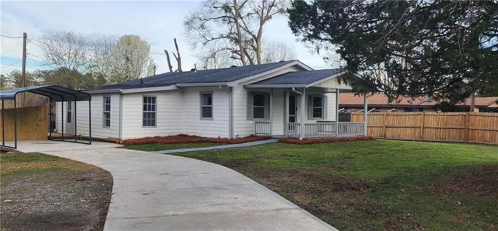 1786 Lake Lucerne Rd SW, Lilburn, GA 30047 - photo 1