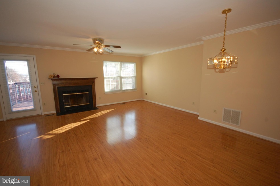 100 Oliver Ct, Purcellville, VA 20132 - photo 1