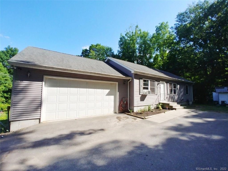 66 Green Hollow Rd, Moosup, CT 06354 - photo 1