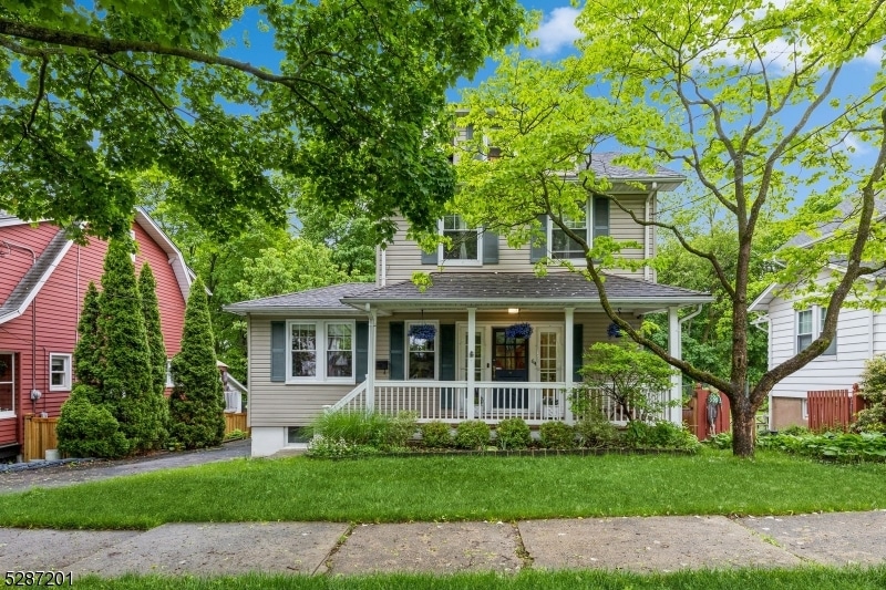 64 Yantecaw Ave, Bloomfield, NJ 07003 - photo 1