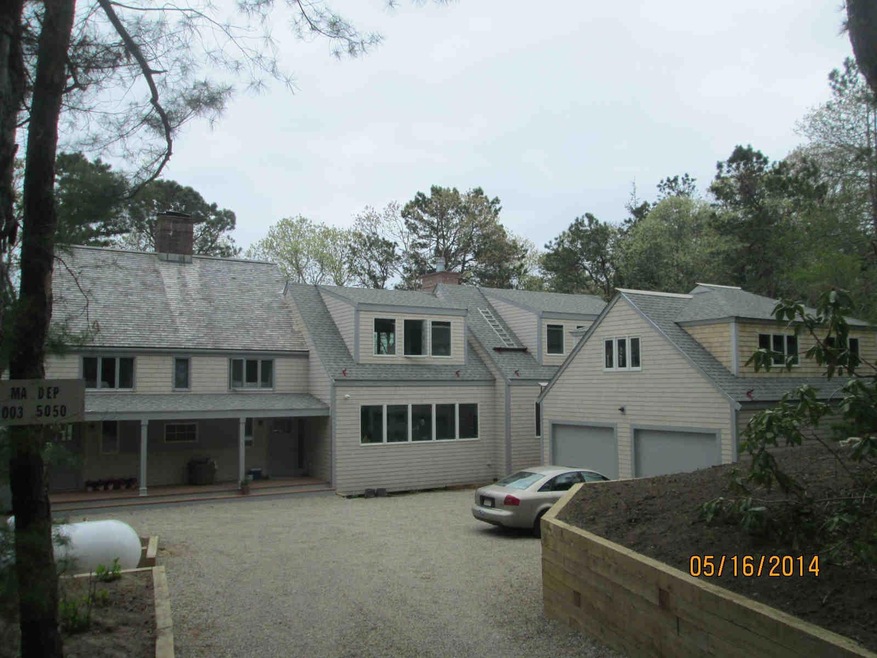 82 Hummock Ln, Cotuit, MA 02635 - photo 1