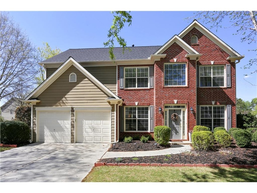 Well maintained beauty in wonderful Woodstock loca