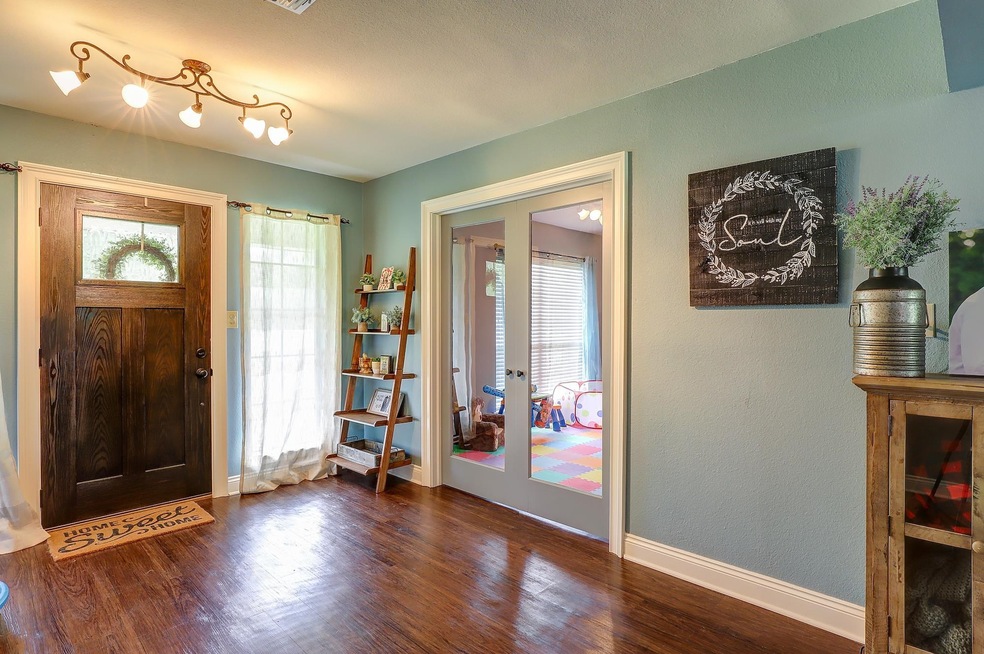 1 Knotty Pine St, Texarkana, TX 75503 - photo 1