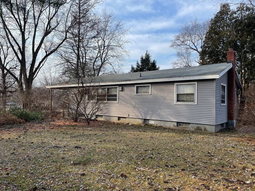 30 Flag Ct, Enfield, CT 06082 - photo 1