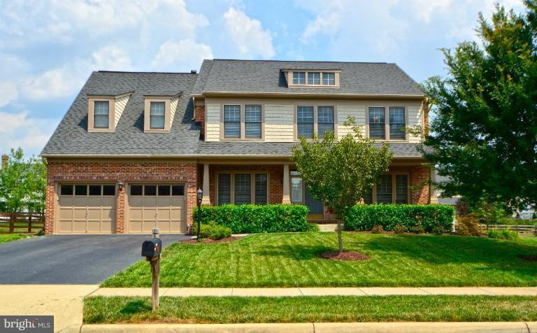 12654 Lace Falls Loop, Bristow, VA 20136 - photo 1