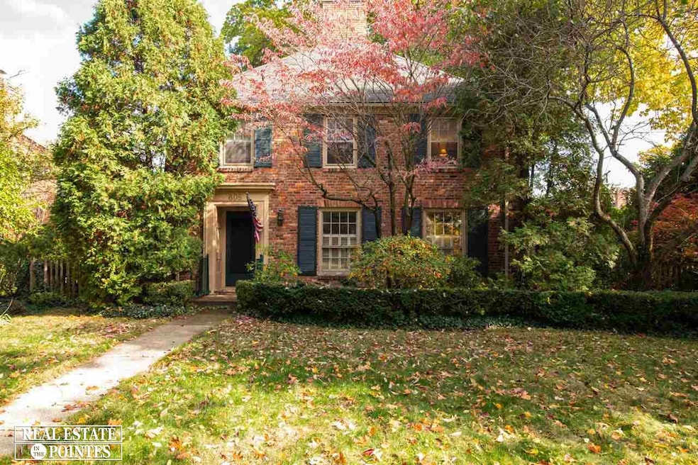 608 Washington Rd, Grosse Pointe, MI 48230 - photo 1