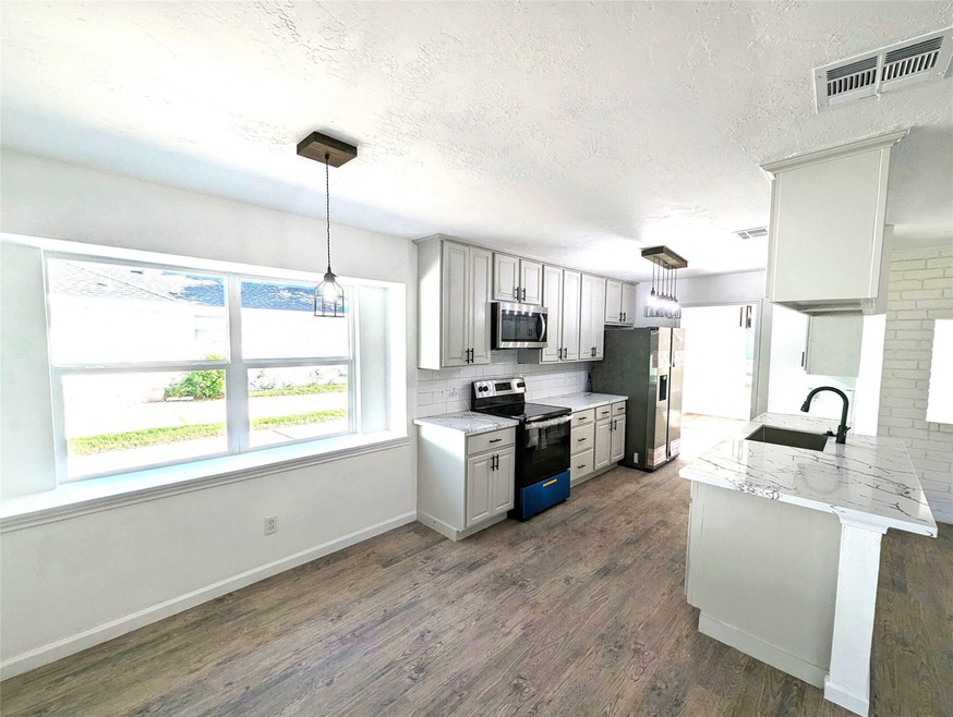 4306 Black Locust Dr, Houston, TX 77088 - photo 1