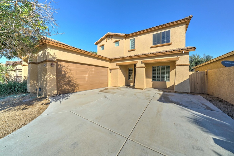 3986 W Roundabout-3