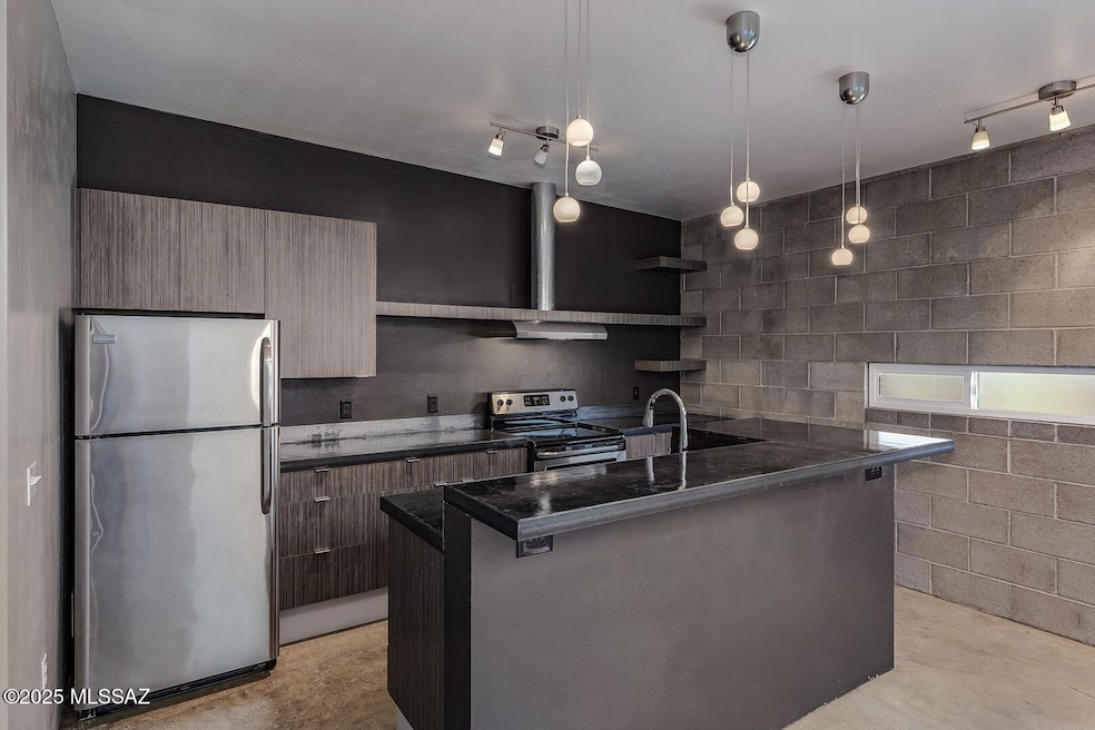 For Rent $1,595/month