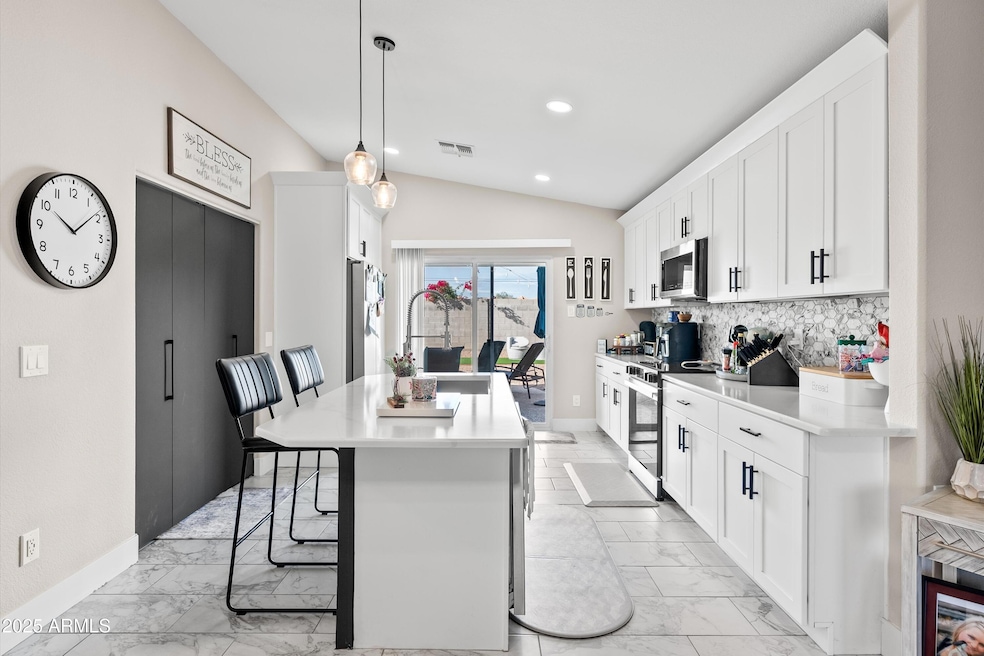 1840 S Pinto Dr, Apache Junction, AZ 85120 - photo 1