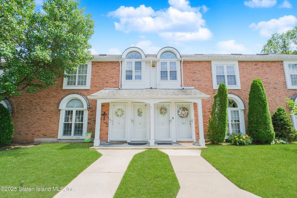 51 Village Ln unit A, Staten Island, NY 10312 - photo 1
