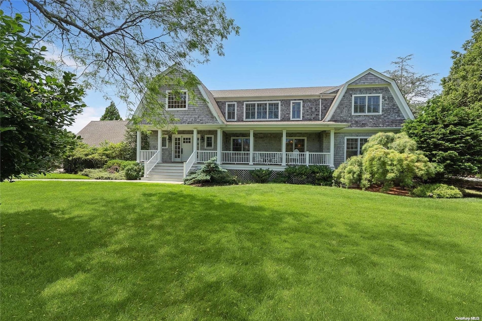 For Sale $2,595,000 • Co-Listing Agent