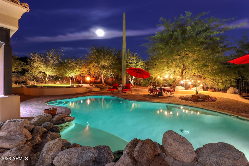 Gorgeous Pool View