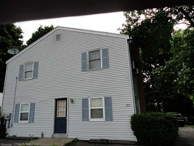 205 Adams St, Manchester, CT 06042 - photo 1