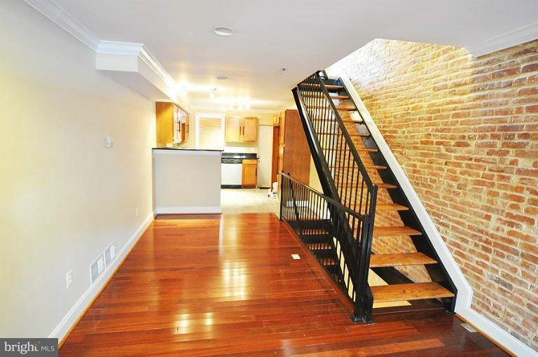 136 N Ellwood Ave, Baltimore, MD 21224 - photo 1