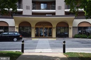 20321 Valley Forge Cir unit 321, King of Prussia, PA 19406 - photo 1