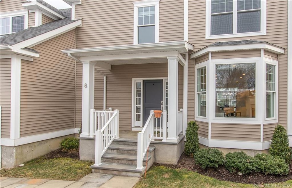 159 Colonial Rd unit 8, Stamford, CT 06906 - photo 1