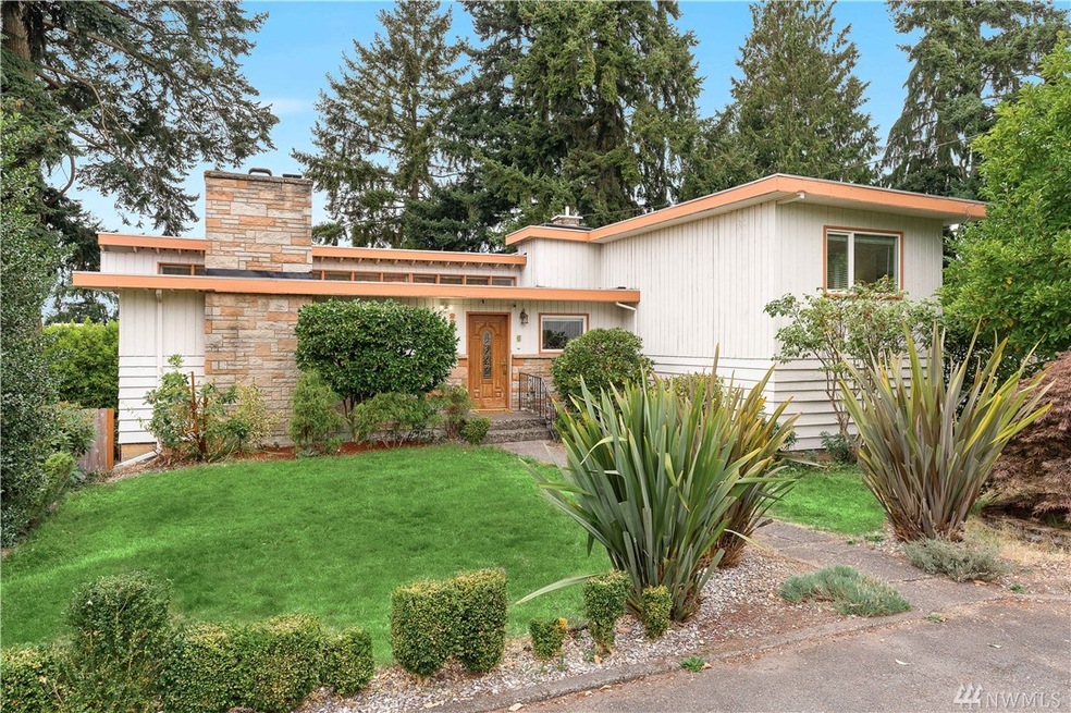 22231 30th Ave S, Des Moines, WA 98198 - photo 1