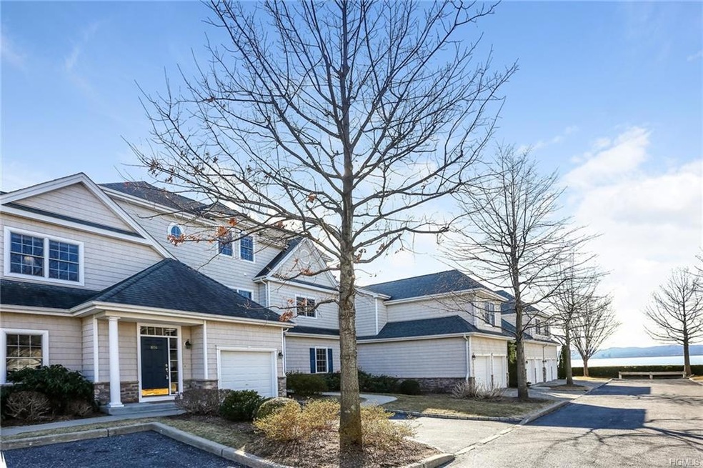 804 Half Moon Bay Dr, Croton On Hudson, NY 10520 - photo 1