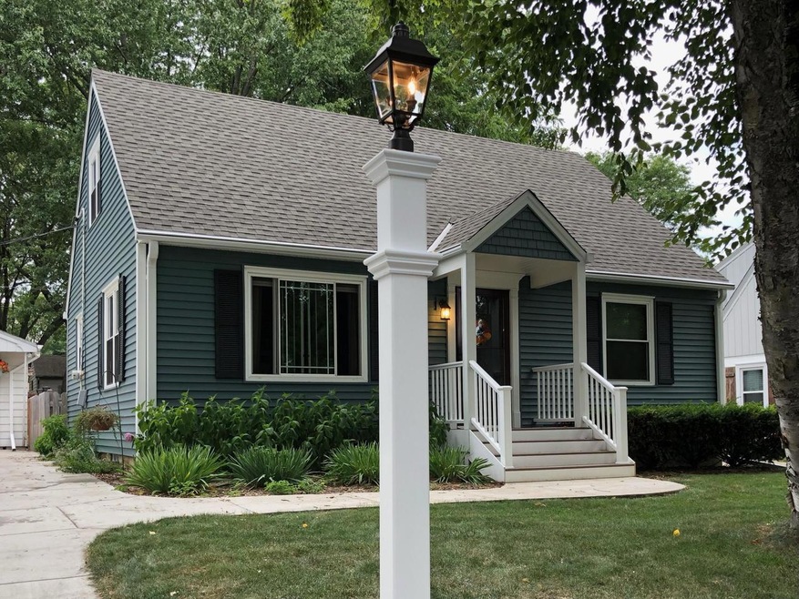 2003 N 118th St, Milwaukee, WI 53226 - photo 1