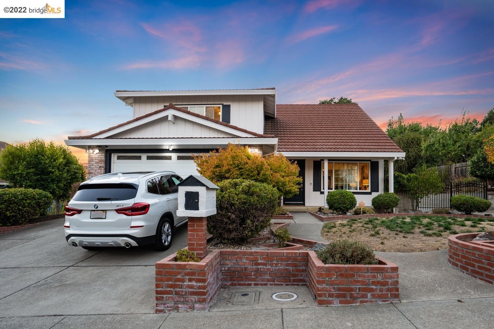 Sold $645,000 • Co-Listing Agent