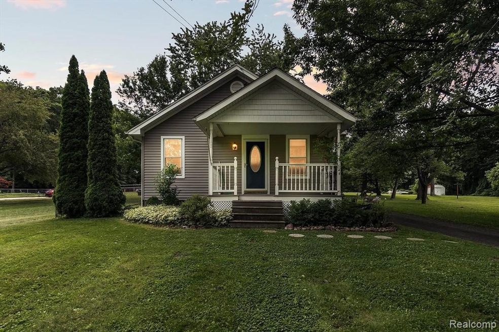 01-814 Hillcliff Dr-WindowStill-Real-Estate-Photography-1.jpg