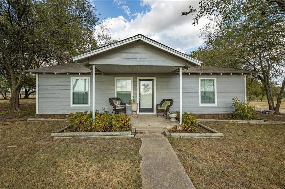 3604 W Fm 4 unit 3604, Cleburne, TX 76033 - photo 1