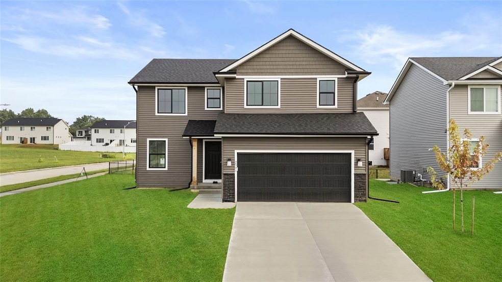 2901 Yordi Dr, Norwalk, IA 50211 - photo 1